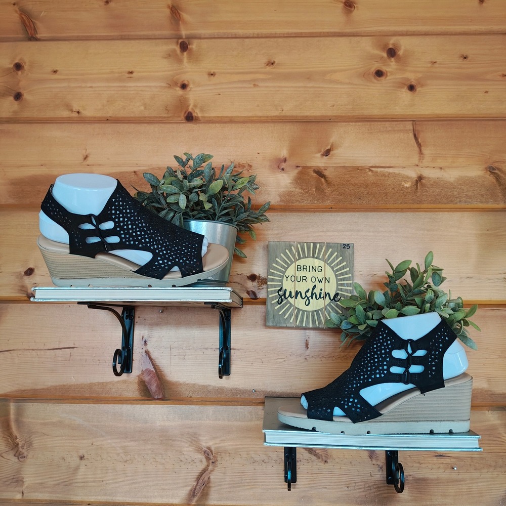 Rockport Hadley Bungee Wedge Heel Sandals Black Leather Lasercut Perf ci383 Sz 8